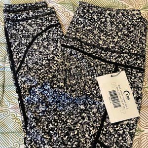 Ziya Soft n Snug 7/8 Crops - Black Mosaic - Size 4 NEW